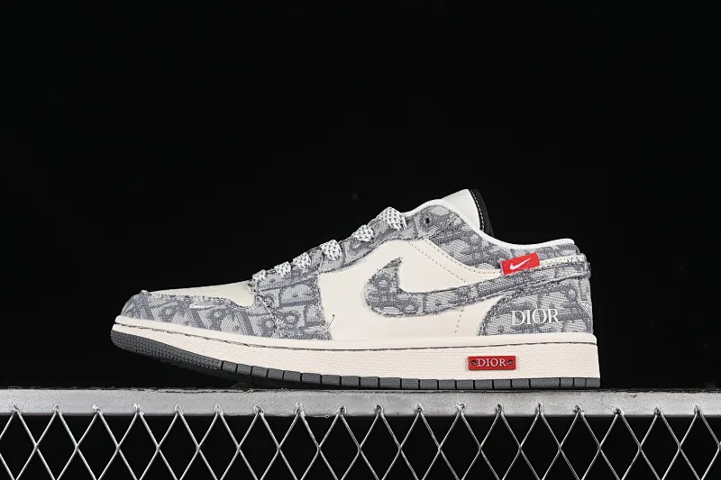 All categories Air Jordan Jordan series basketball shoes Air Jordan 1 Low High-end customized low-top sneakers Air Jordan 1 Low AJ1 Joe 1 Dior joint-grey blue red label High-end customized low-top retro basketball shoes SJ9950-037